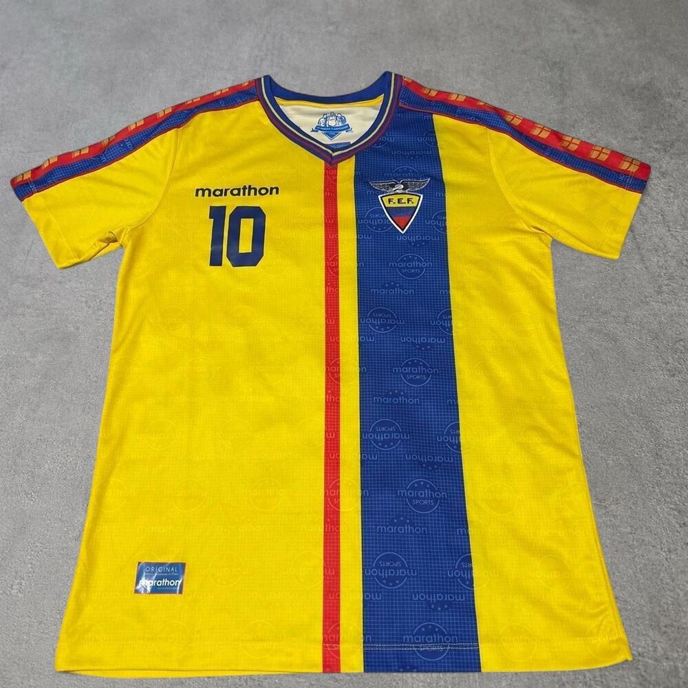 Vintage Retro 1998 Marathon Ecuador National Team A. Aguinaga 10 Soccer Jersey